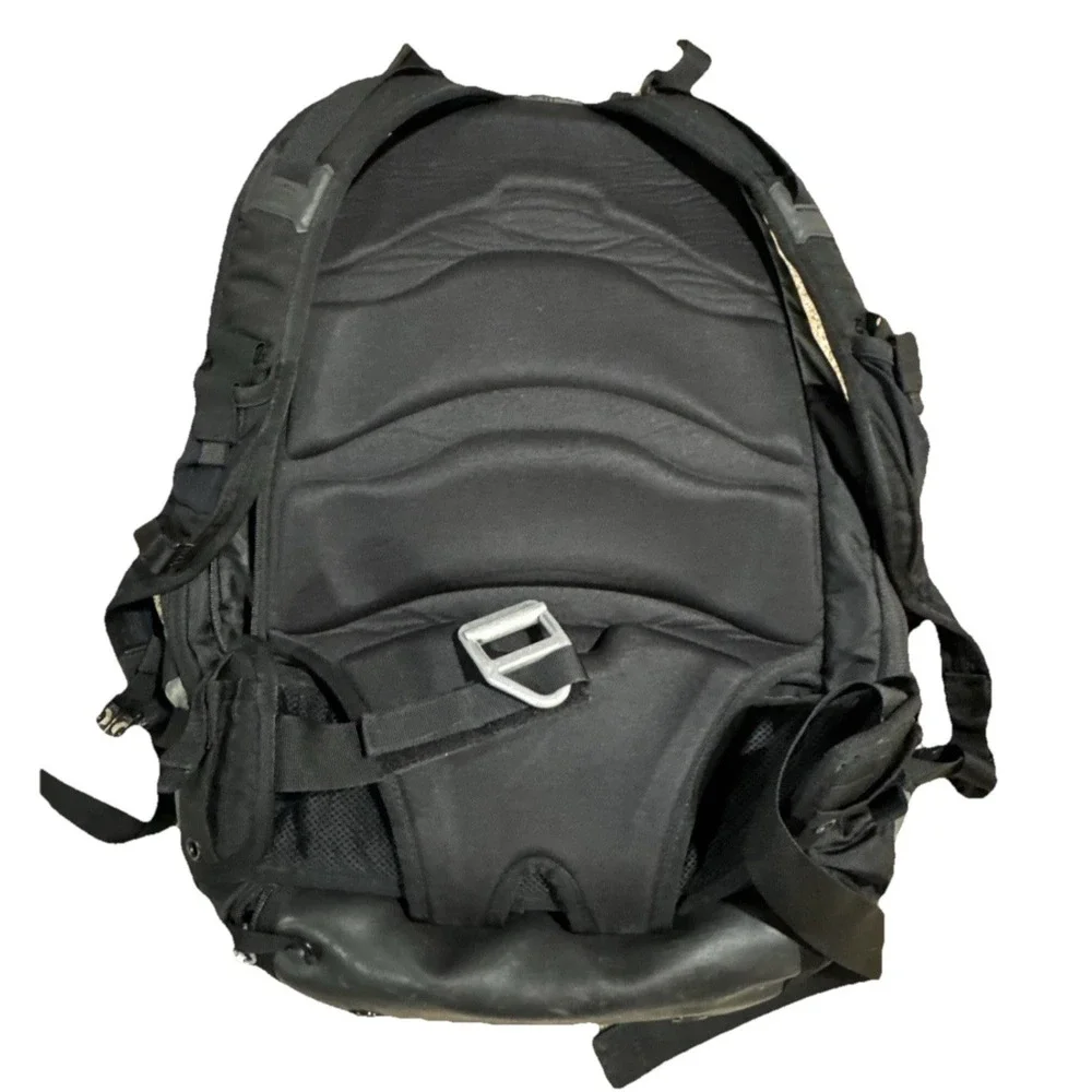 Oakley Icon 2.0 Tactical Field Gear Backpack – Rare Discontinued Standard Issue
